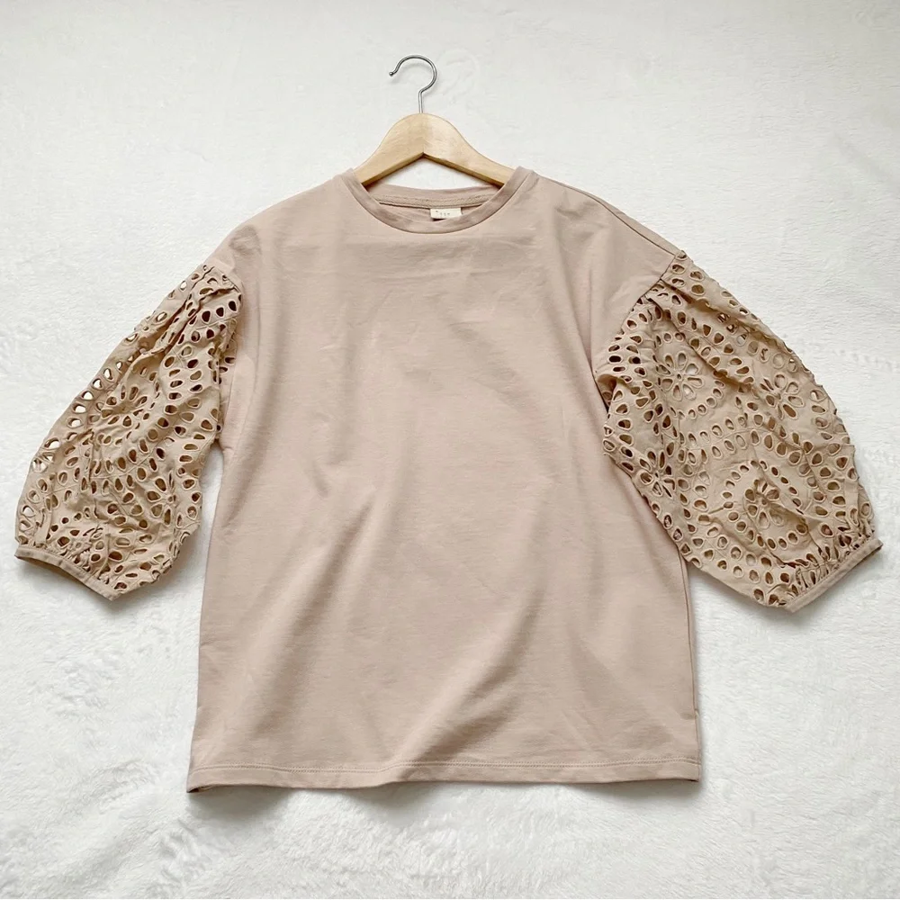 NWT Mauve Lace Sleeve Top